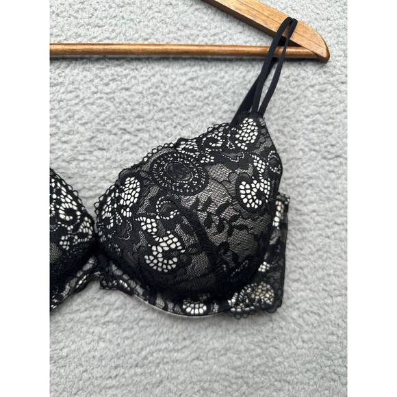 Victoria’s Secret very sexy push up Bra 34 dd - Picture 3 of 7